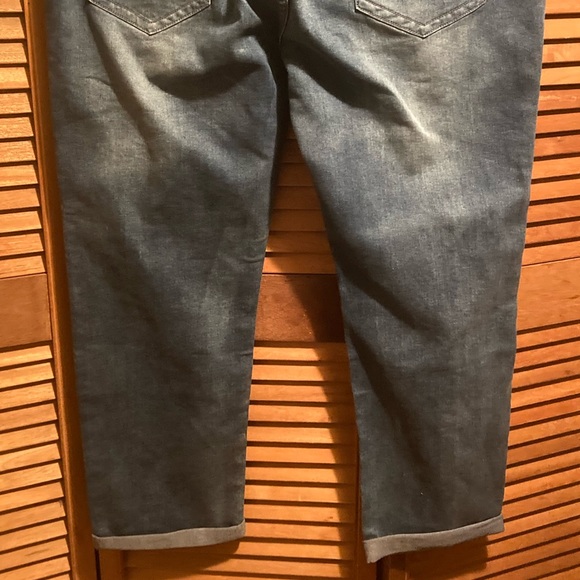 New & Ceci Los Angeles Blue Denim Distressed Ankle Jeans w/Embroidered Patches - Picture 15 of 16